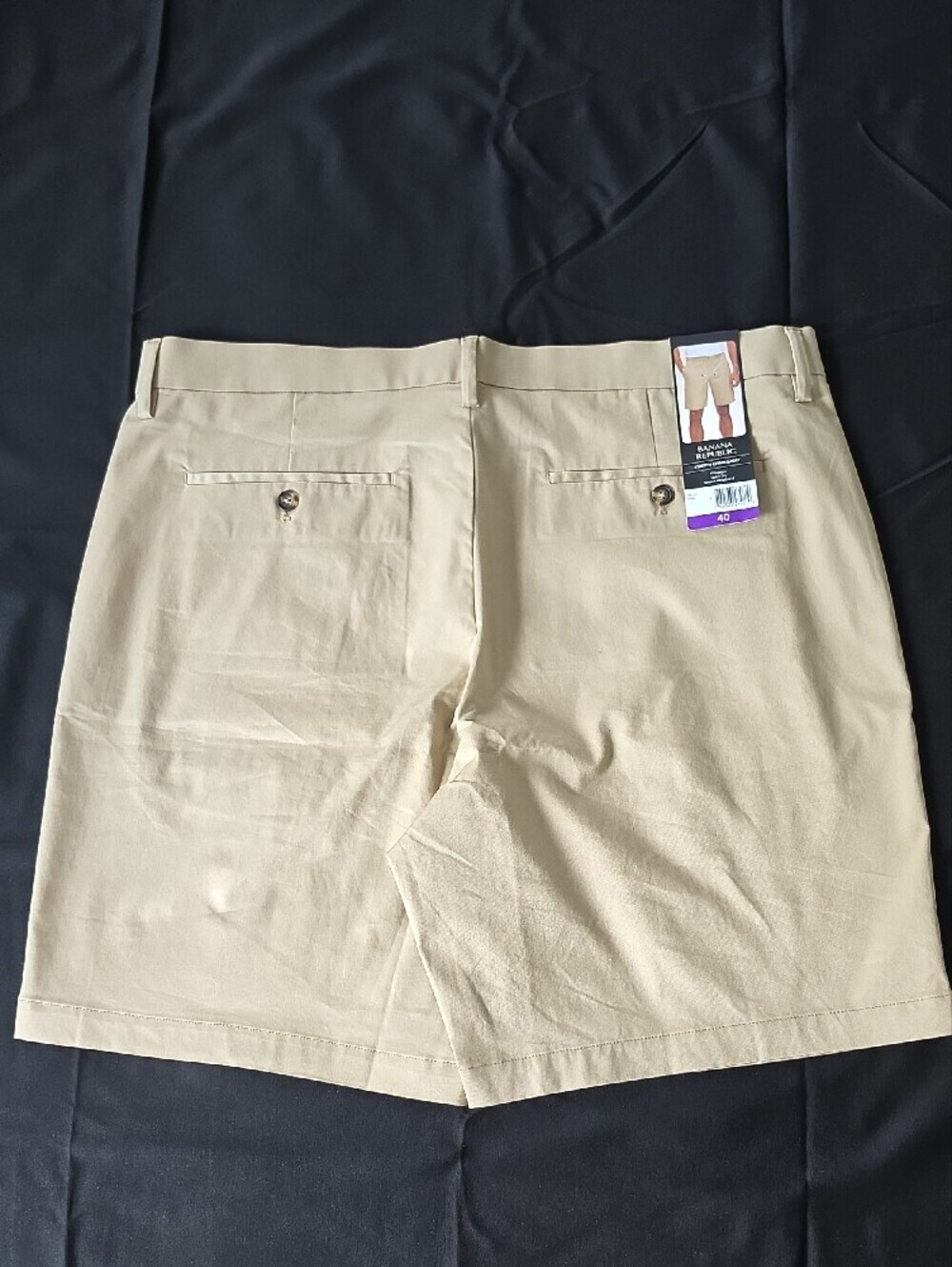 Banana Republic Men's Khaki Flat-Front Shorts - Picture 6 of 12
